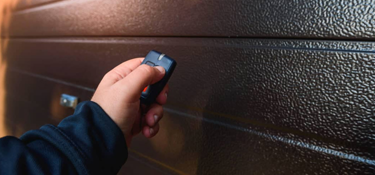 automatic door opener with remote control in Maitland